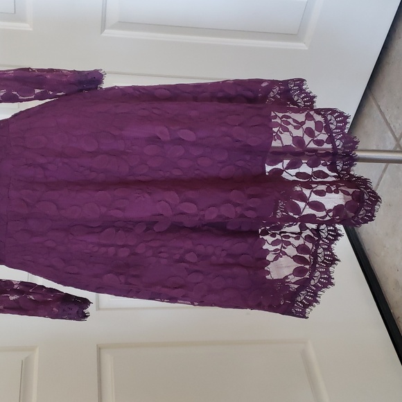 💐 FREE PEOPLE Plum Purple Sheer Lace Dress Hankerchief Hem SIZE 4 - Picture 7 of 17